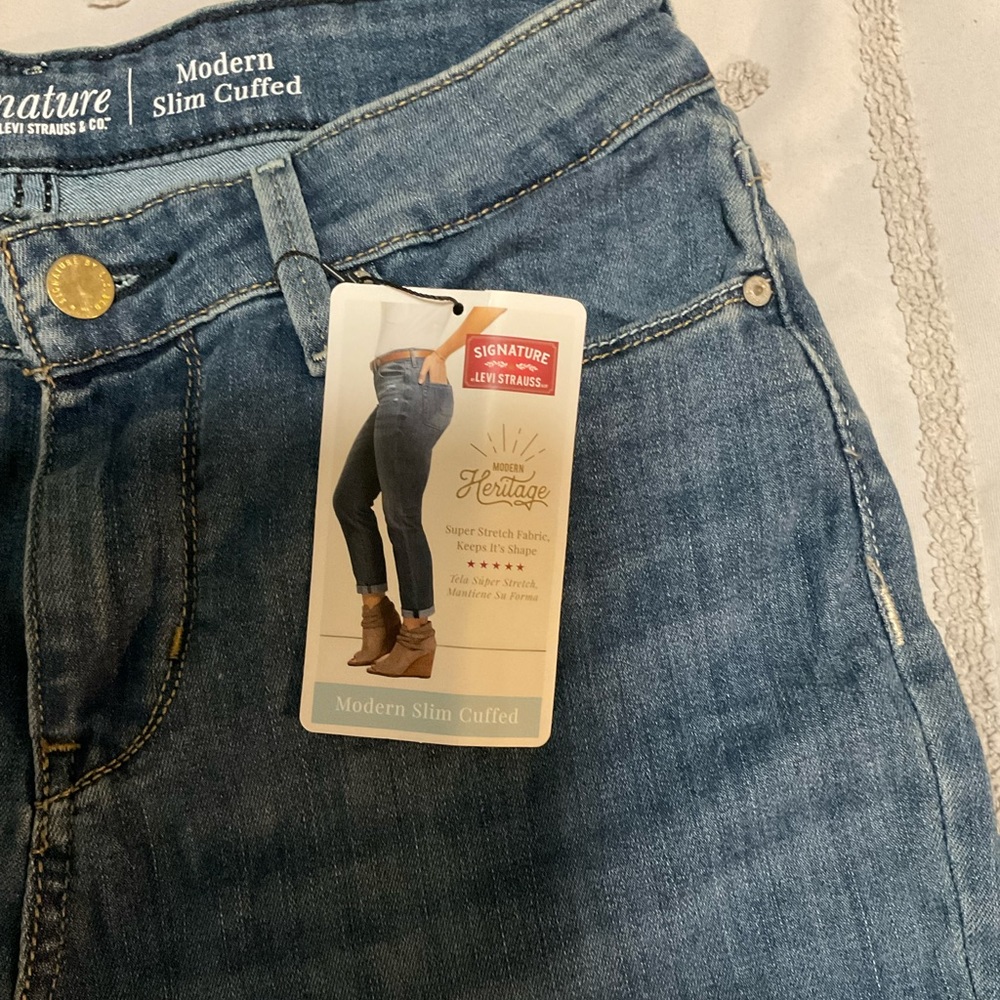 Signature by Levi Strauss Modern Slim Cuffed Jeans Size 8